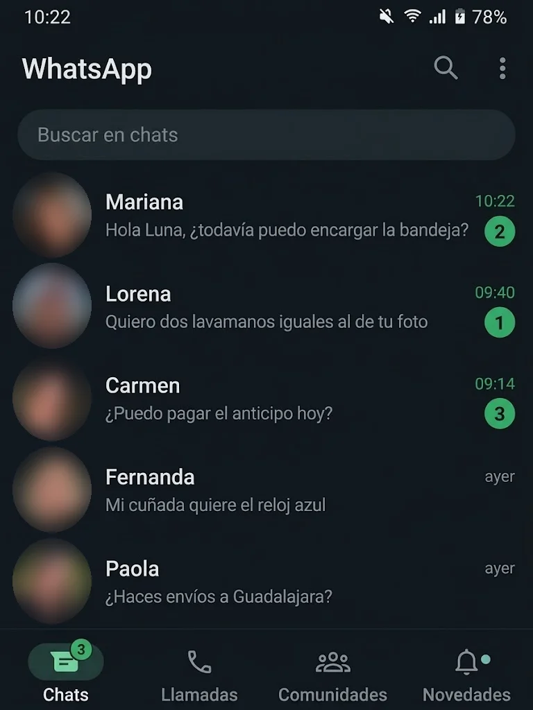 Lista de chats de WhatsApp con consultas de clientas sobre bandejas, lavamanos y envíos